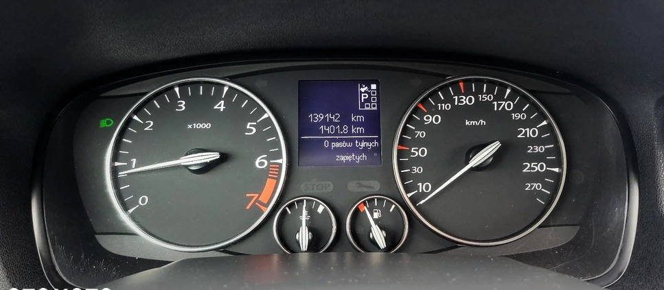 Renault Laguna cena 28900 przebieg: 139000, rok produkcji 2010 z Nowy Wiśnicz małe 704